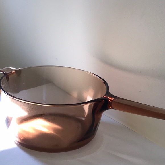 Vision Corning 2.5 L Pot w handle and lid - Picture 4 of 8